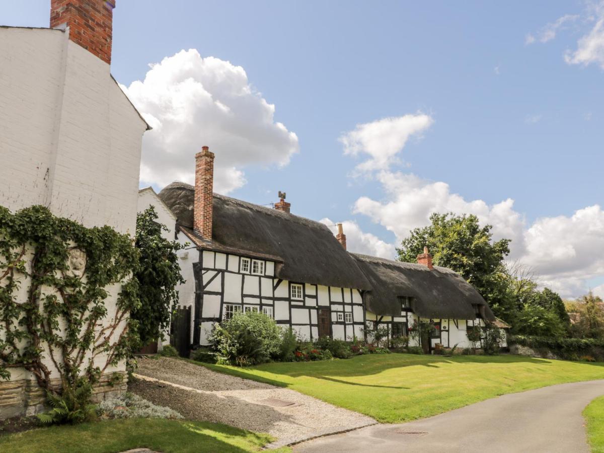 Walnut Cottage Стретфорд-на-Ейвоні Екстер'єр фото
